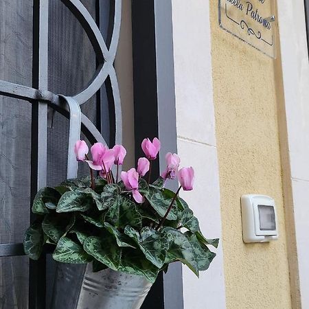Il Cortile Della Patrona Apartment Syracuse Bagian luar foto